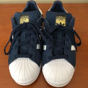 Adidas Superstar J Women’s 7 Boys 5